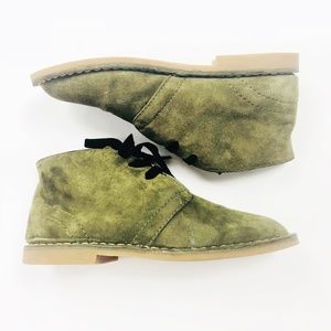 UNISA Olive Green Suede Lace Bootie/ Size 8